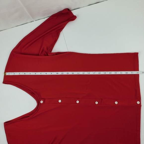 Red scoop neck pullover top faux button front L - Picture 7 of 7
